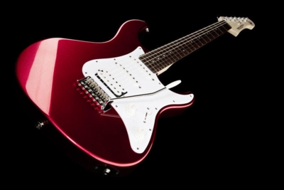 Yamaha Pacifica 112J electric guitar (incl. strap & extra strings)